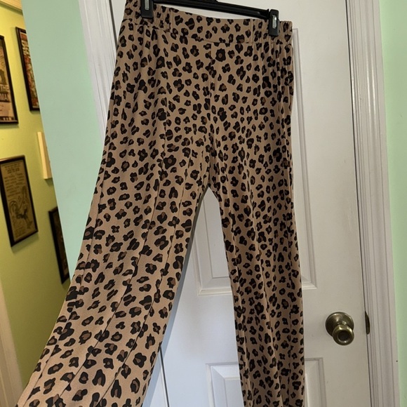 IMAN Leopard Cheetah Luxury Resort Palazzo Pants Vacation Cruise EUC Size Small - Picture 4 of 8